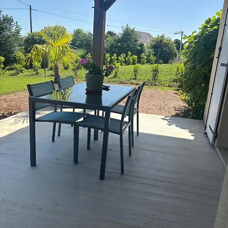 Сasa de vacaciones Cozy And Spacious House In *